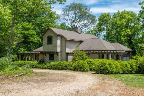167 Pollywood Lane Sewanee TN 37375
