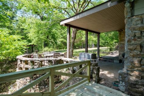 167 Pollywood Lane Sewanee TN 37375