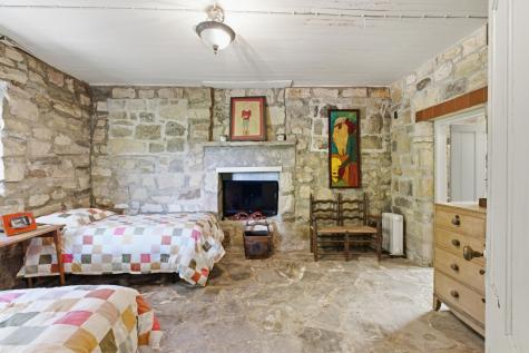 167 Pollywood Lane Sewanee TN 37375