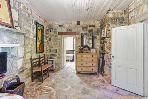 167 Pollywood Lane Sewanee TN 37375