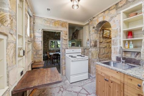 167 Pollywood Lane Sewanee TN 37375