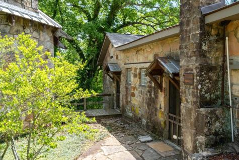 167 Pollywood Lane Sewanee TN 37375