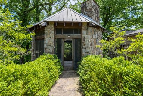 167 Pollywood Lane Sewanee TN 37375