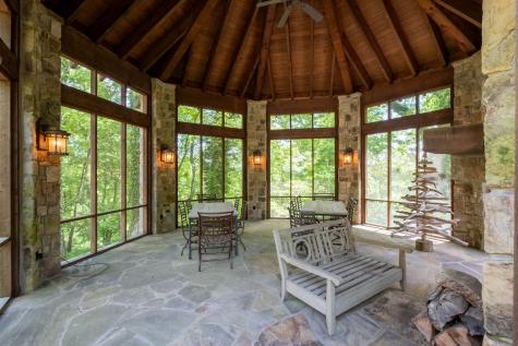 167 Pollywood Lane Sewanee TN 37375