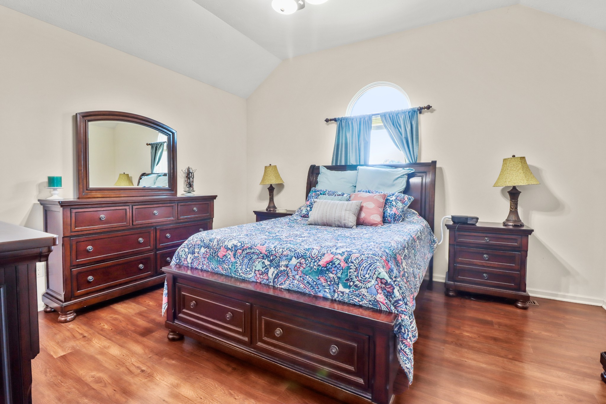 4591 Washington Road Greenbrier TN 37073