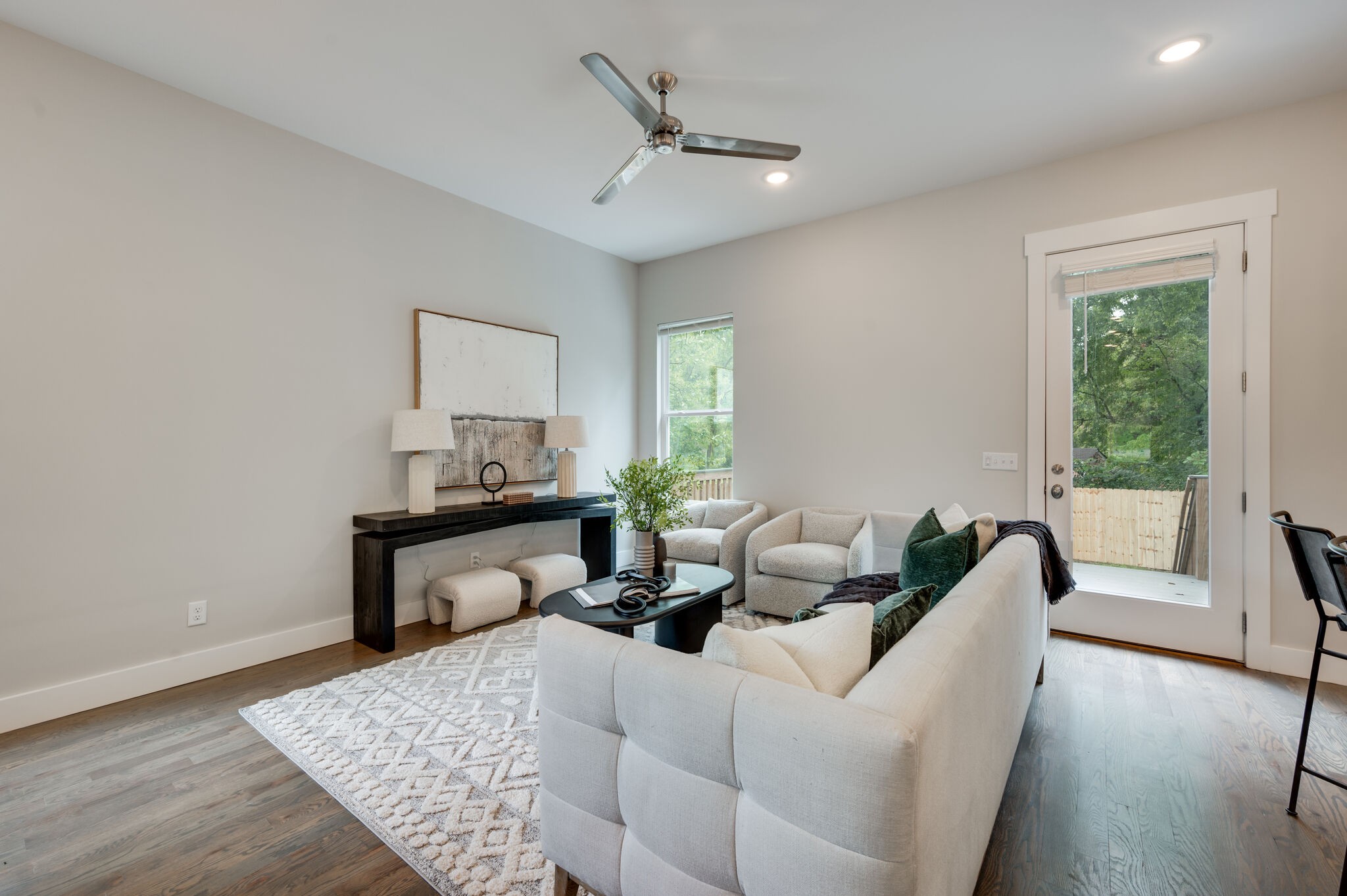 2707 Mckeige Drive Nashville TN 37214