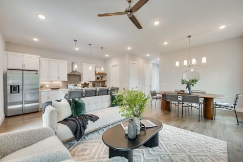 2707 Mckeige Drive Nashville TN 37214