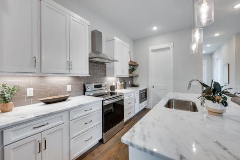 2707 Mckeige Drive Nashville TN 37214