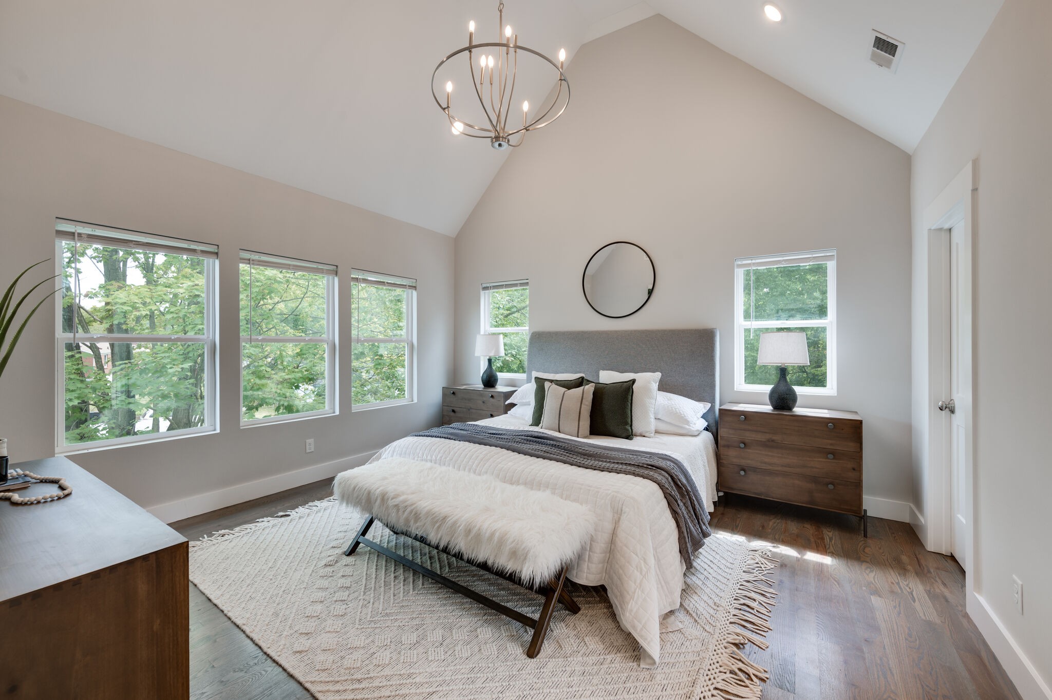 2707 Mckeige Drive Nashville TN 37214