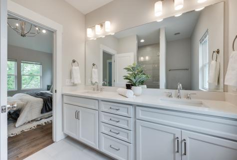 2707 Mckeige Drive Nashville TN 37214