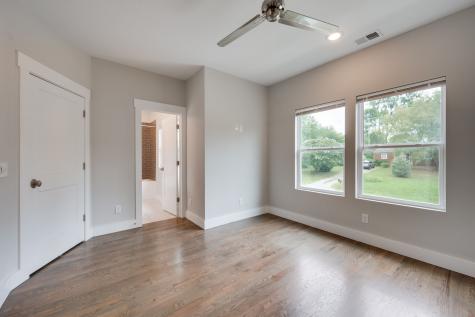 2707 Mckeige Drive Nashville TN 37214