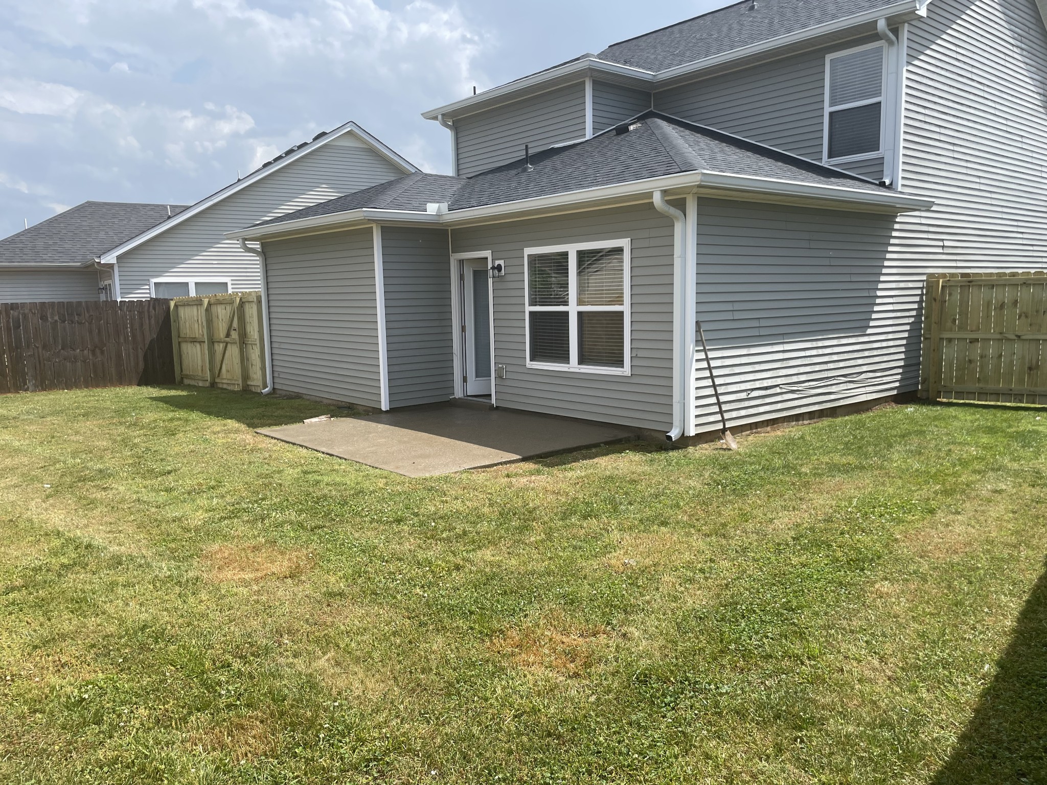 1422 Beaconcrest Circle Murfreesboro TN 37128