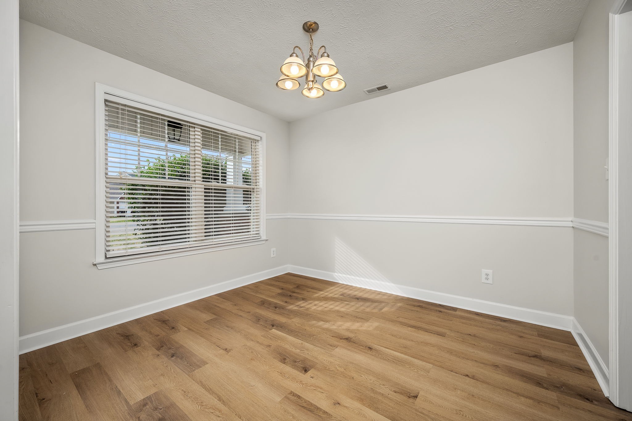 1422 Beaconcrest Circle Murfreesboro TN 37128