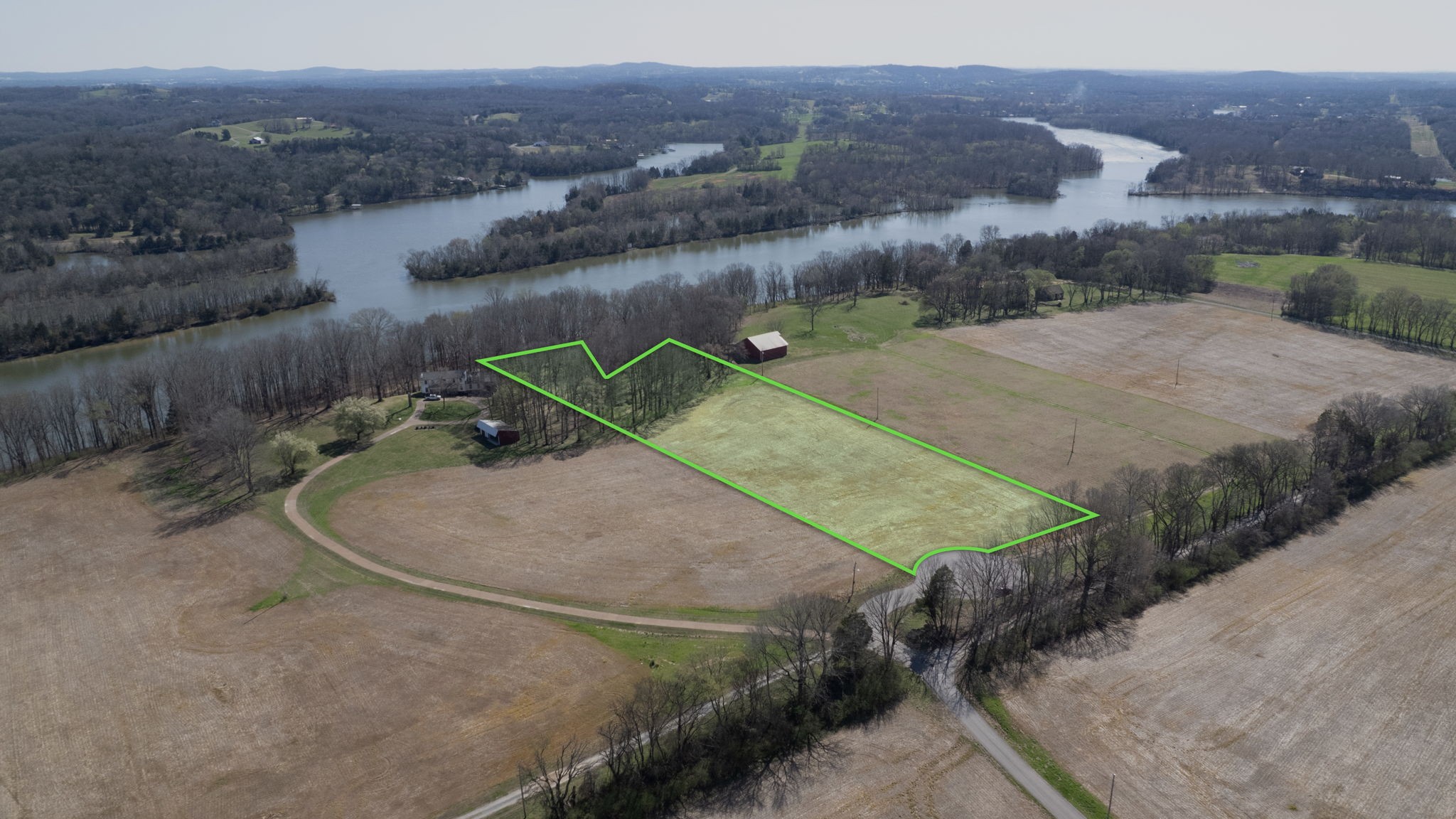 1111 E Robertson Road Castalian Springs TN 37031