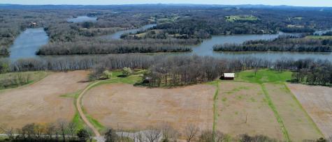 1111 E Robertson Road Castalian Springs TN 37031