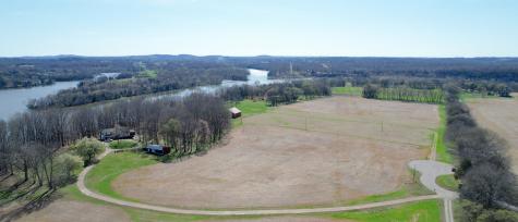 1111 E Robertson Road Castalian Springs TN 37031