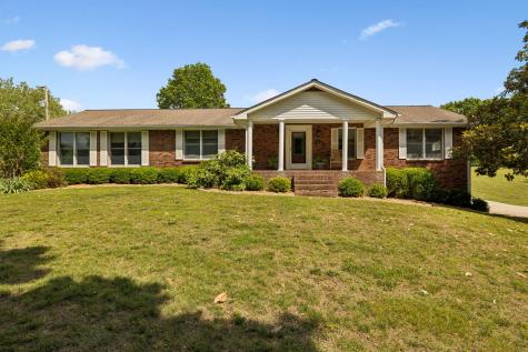 12 Charles Apple Lane Brush Creek TN 38547