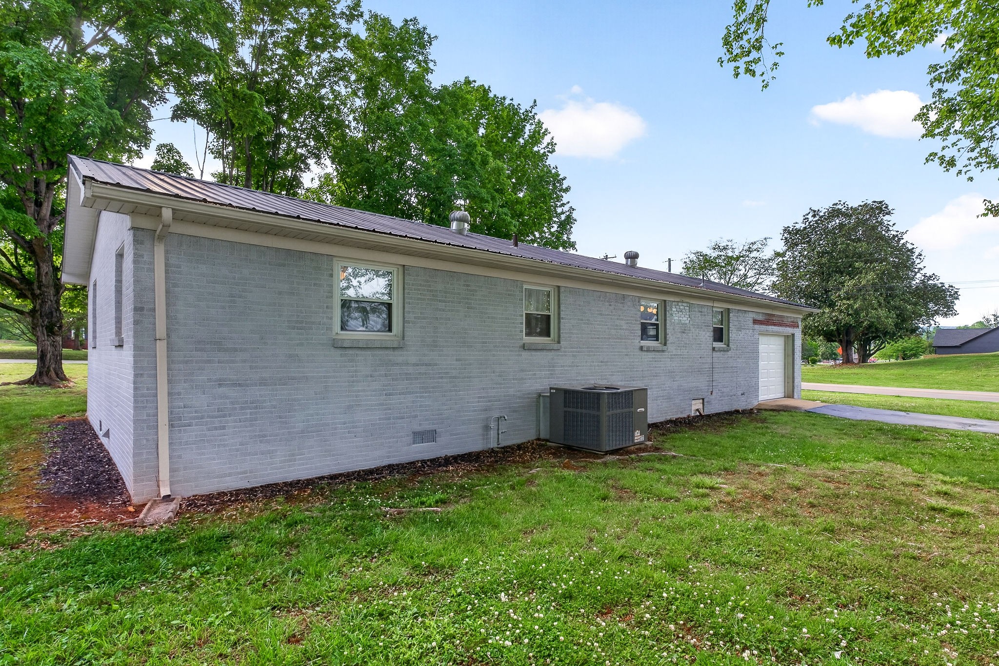 1003 Faulkner Springs Road Mcminnville TN 37110
