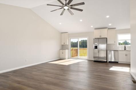 14305 Old Kentucky Road Walling TN 38587