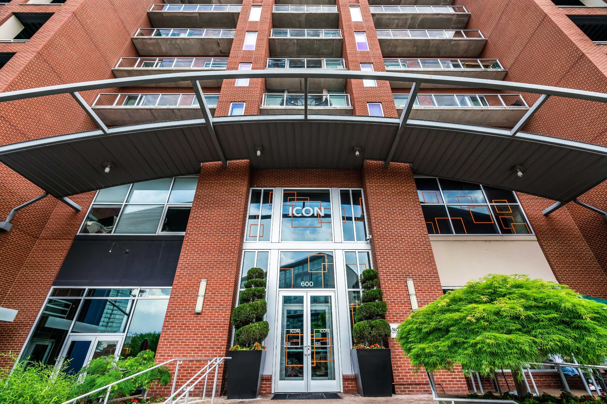 600 12th Ave, S Nashville TN 37203