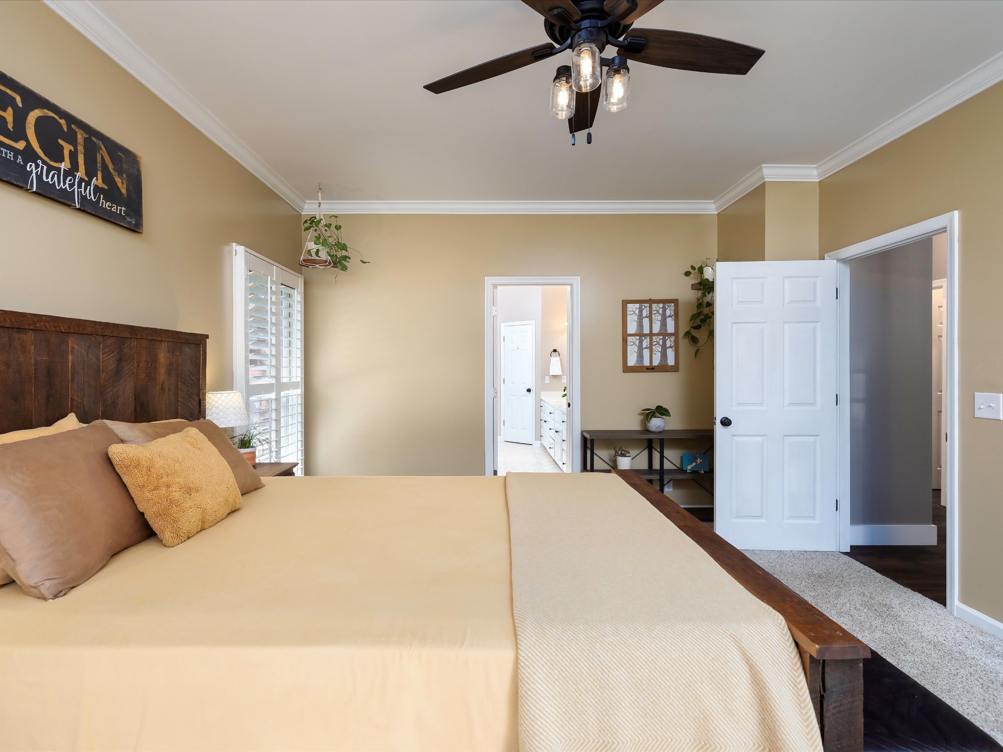9725 Dogwood Drive Bon Aqua TN 37025