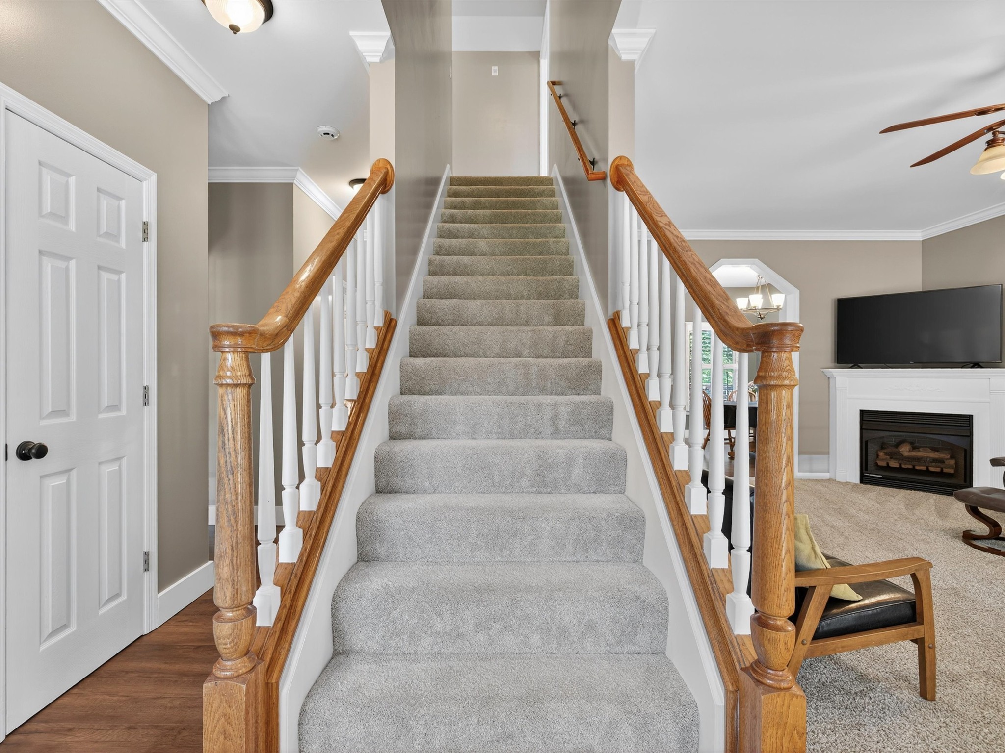 9725 Dogwood Drive Bon Aqua TN 37025