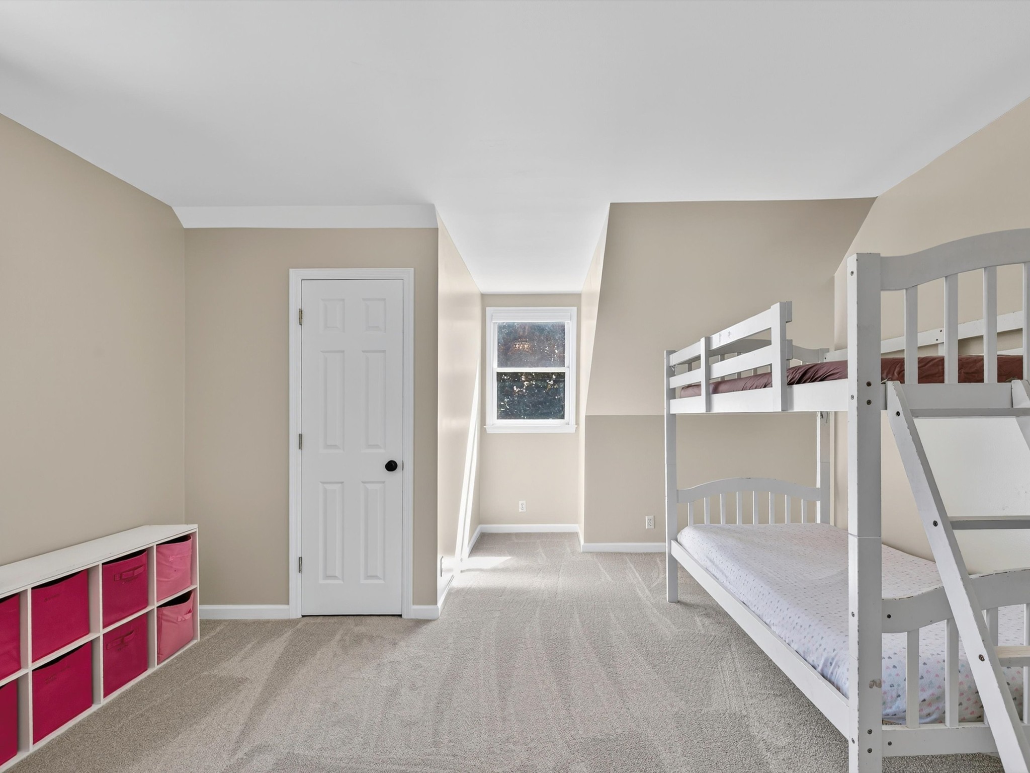 9725 Dogwood Drive Bon Aqua TN 37025