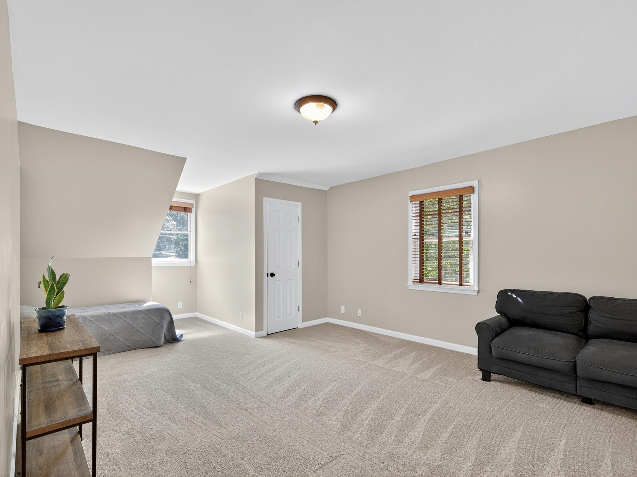 9725 Dogwood Drive Bon Aqua TN 37025