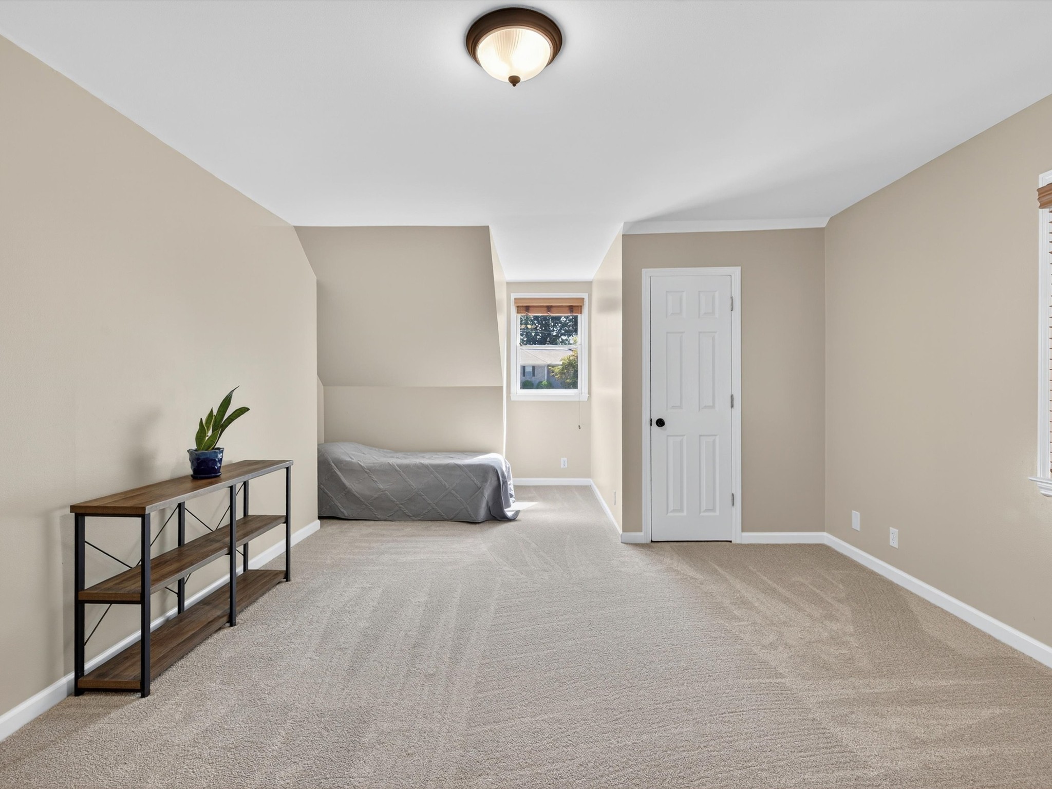 9725 Dogwood Drive Bon Aqua TN 37025