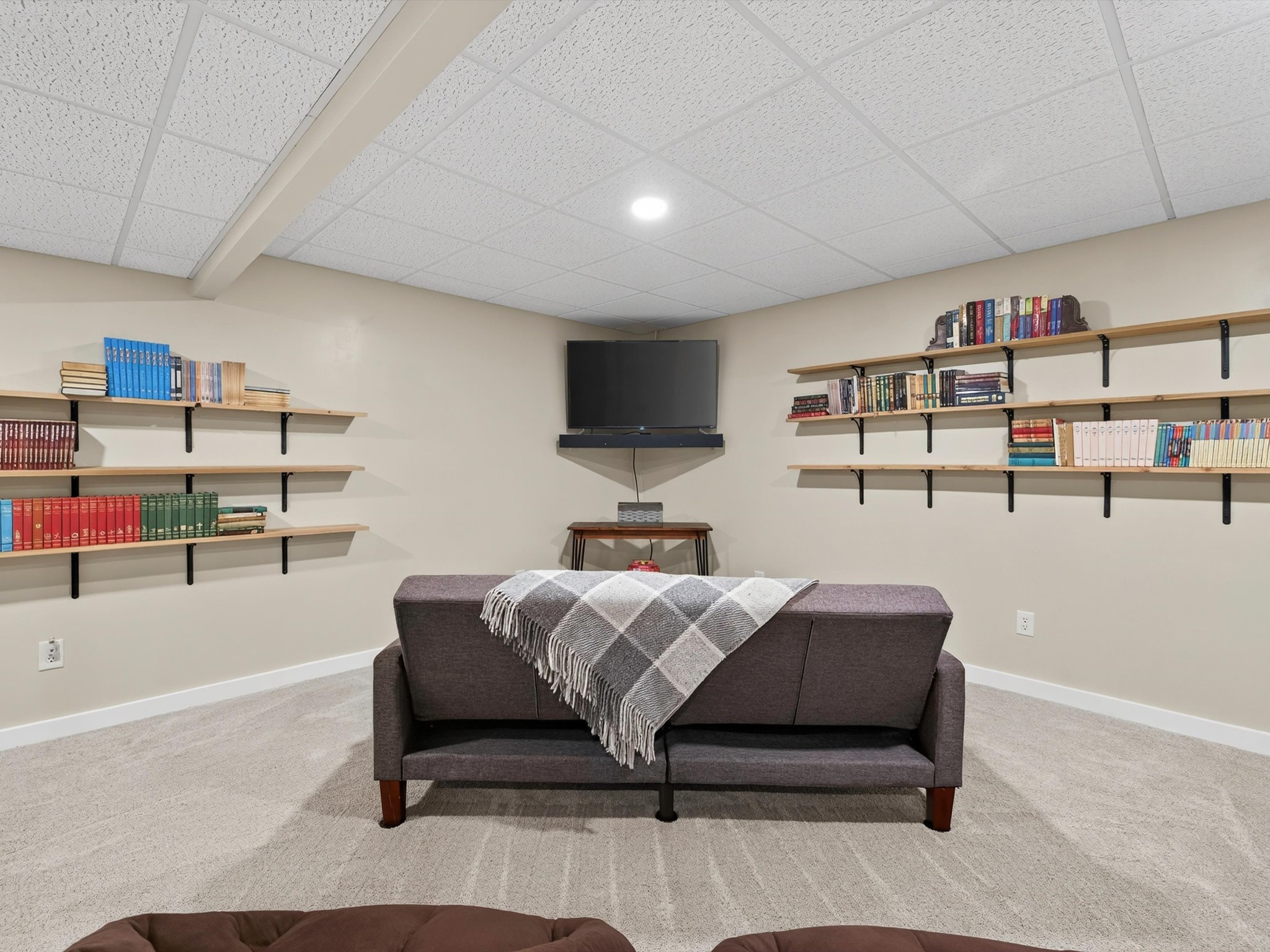 9725 Dogwood Drive Bon Aqua TN 37025