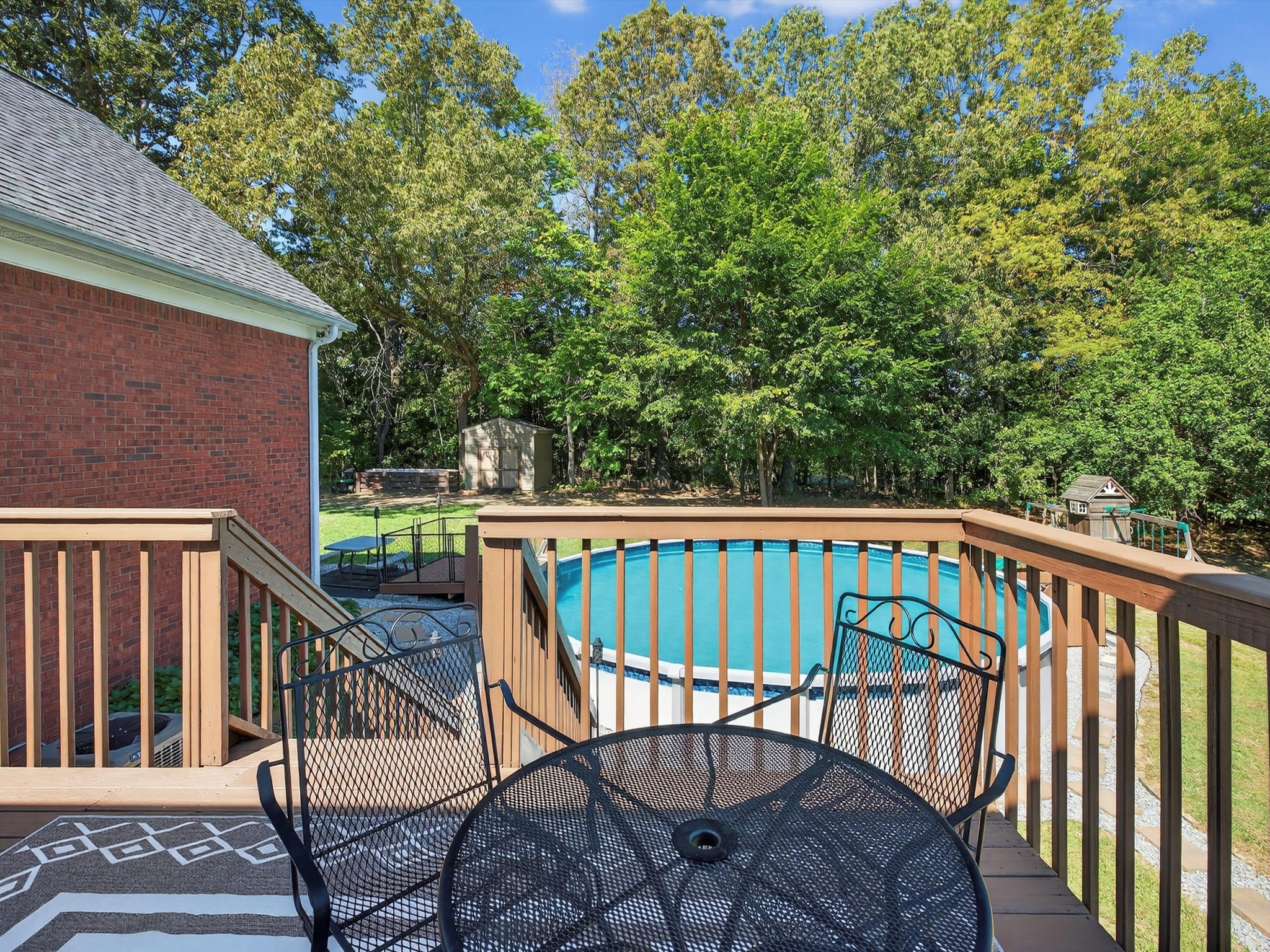 9725 Dogwood Drive Bon Aqua TN 37025