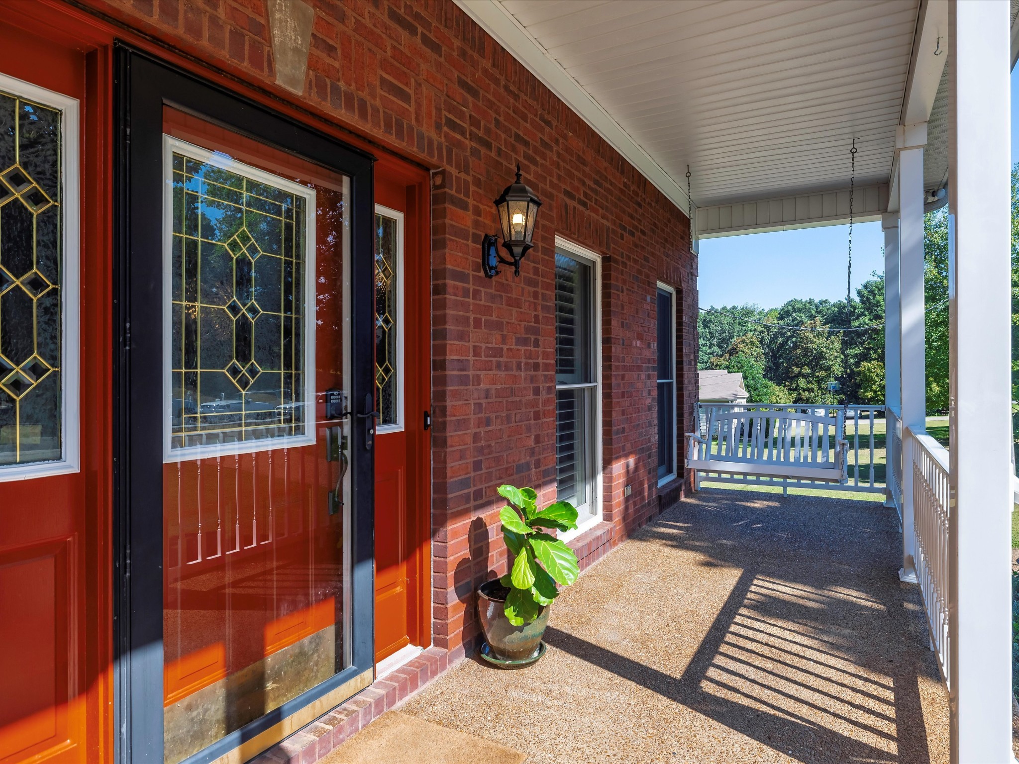 9725 Dogwood Drive Bon Aqua TN 37025