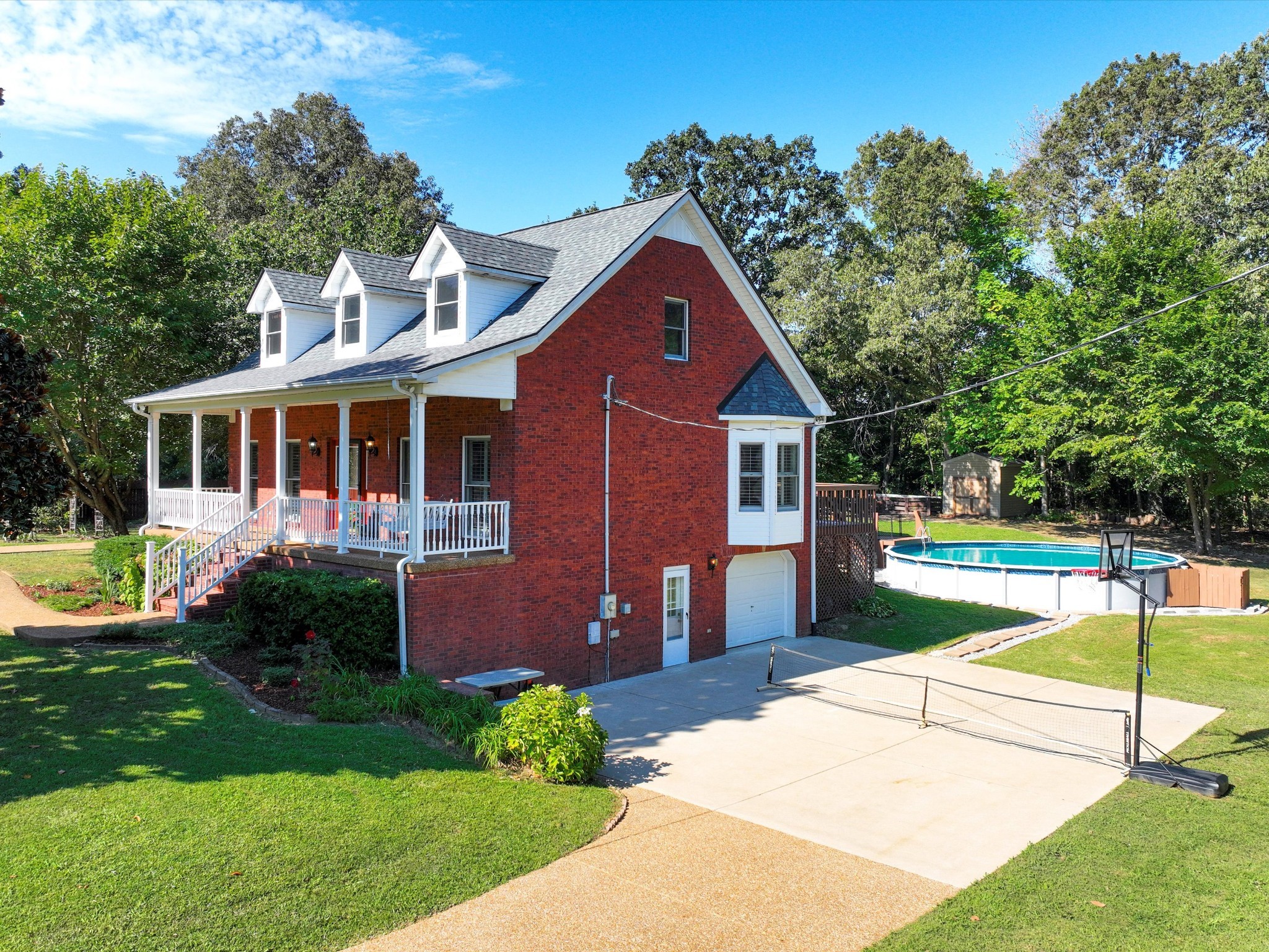9725 Dogwood Drive Bon Aqua TN 37025