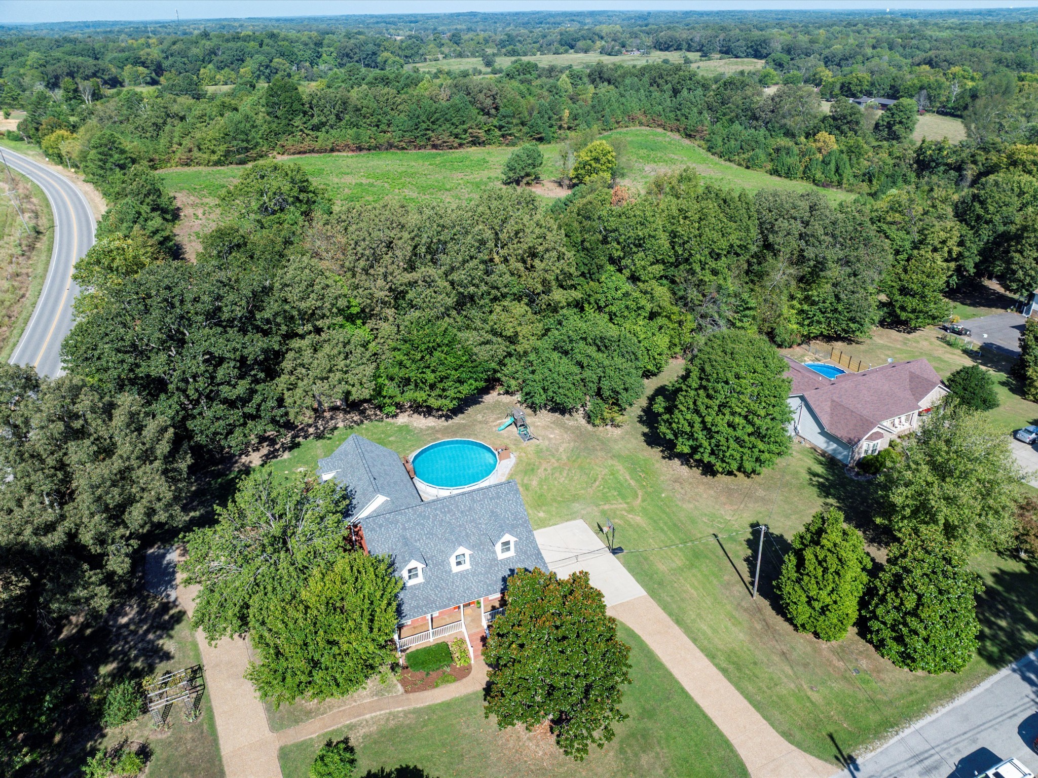 9725 Dogwood Drive Bon Aqua TN 37025