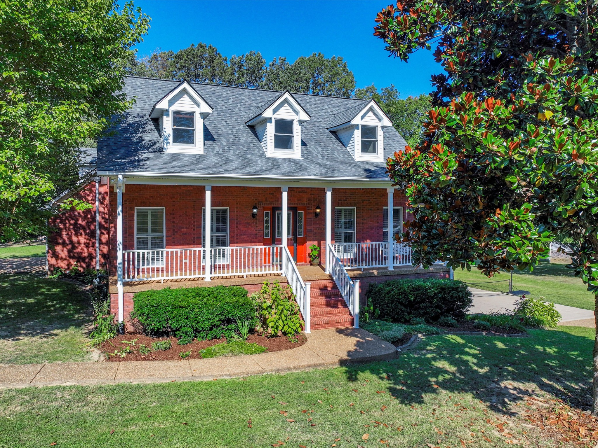 9725 Dogwood Drive Bon Aqua TN 37025