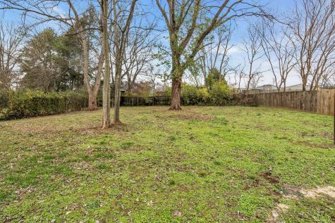 2704 Mckeige Drive Nashville TN 37214