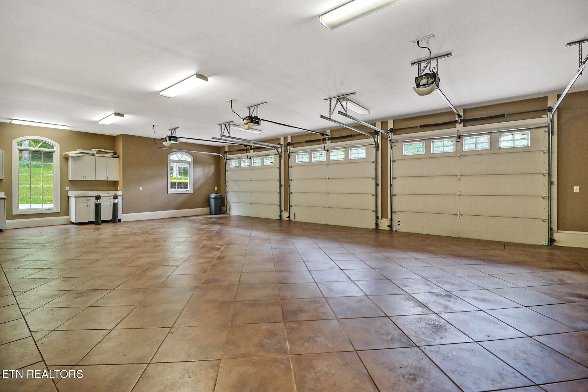 310 Old Stagecoach Place Crossville TN 38571