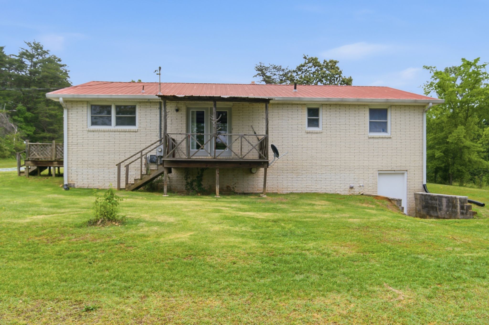 150 Mutt Road White Bluff TN 37187