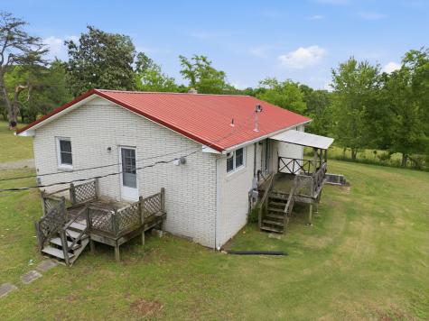 150 Mutt Road White Bluff TN 37187