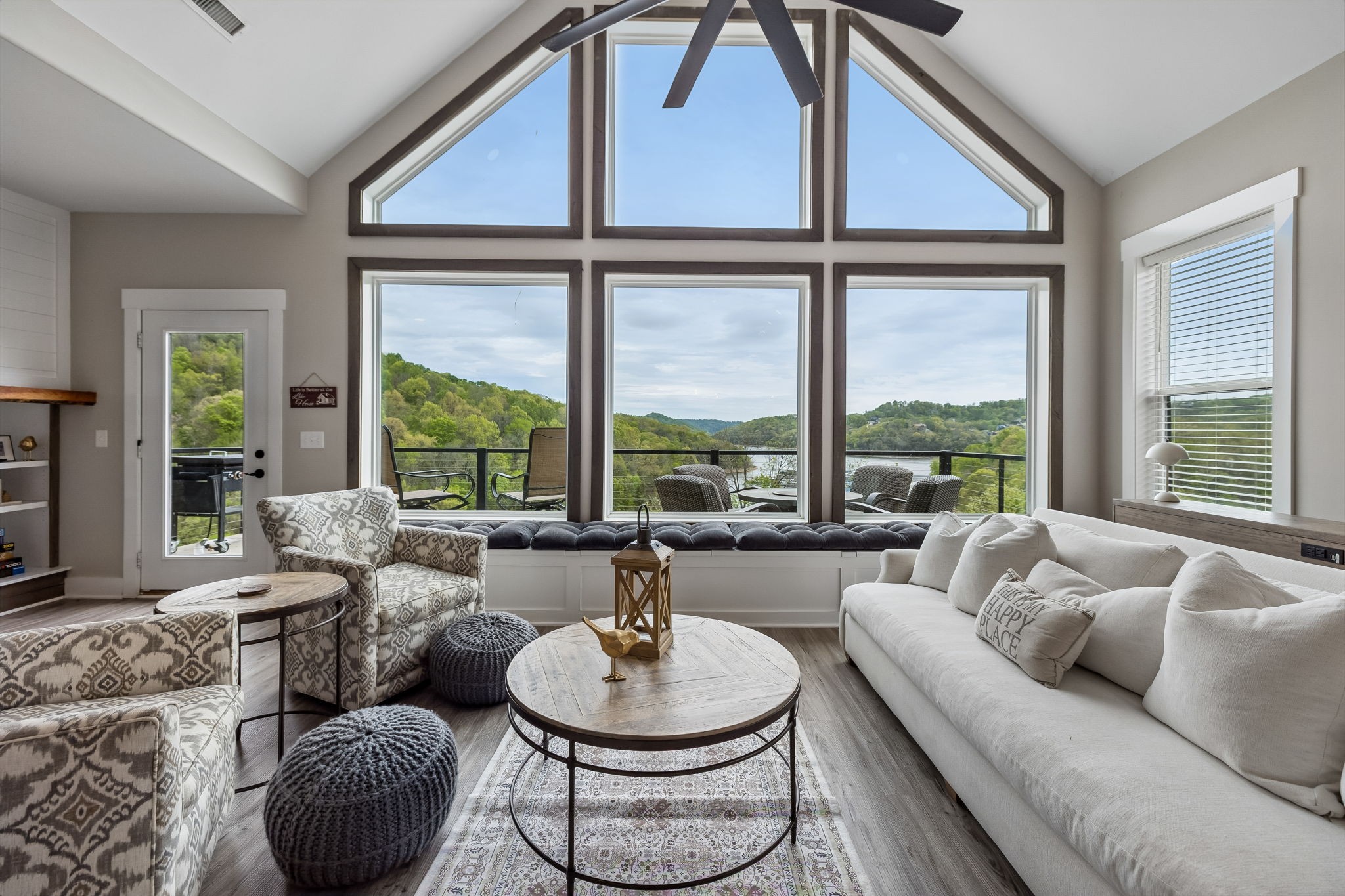 1010 Old Casey Cove Road Smithville TN 37166