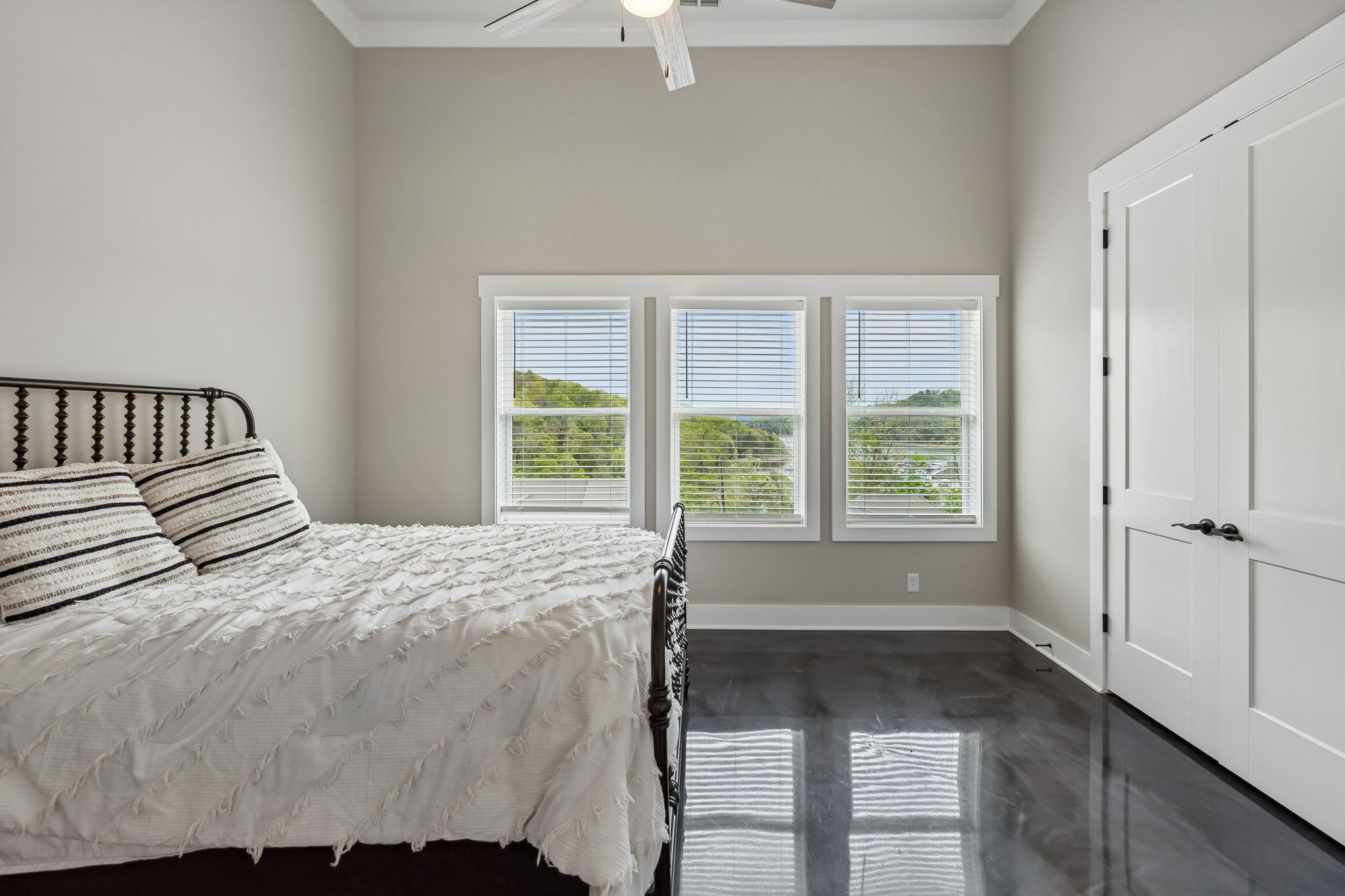 1010 Old Casey Cove Road Smithville TN 37166