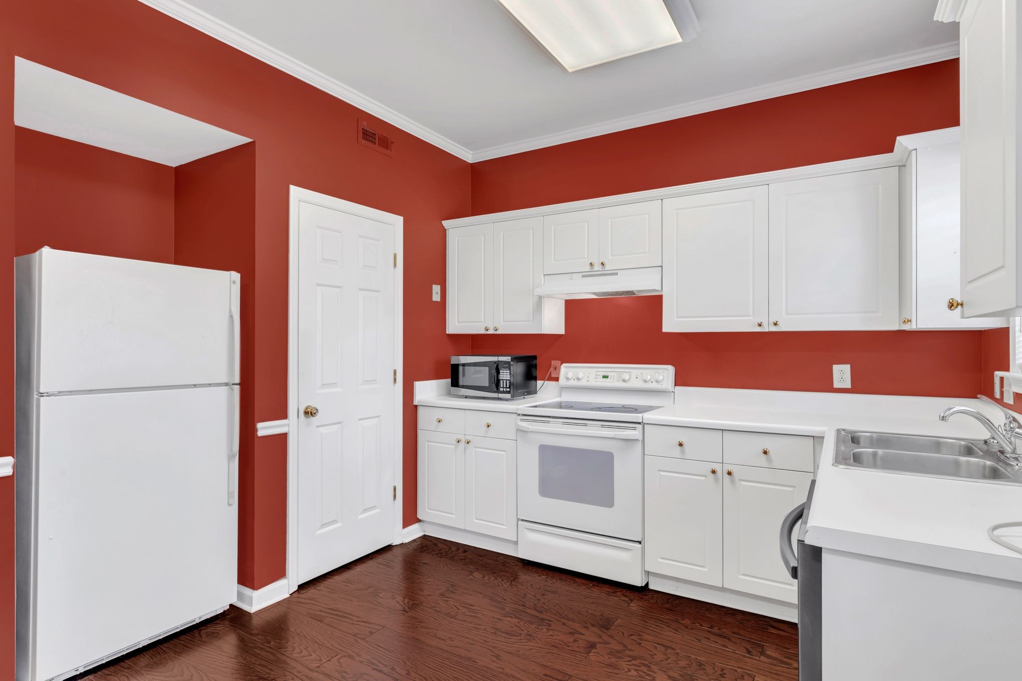 2121 Highway 12, S Ashland City TN 37015