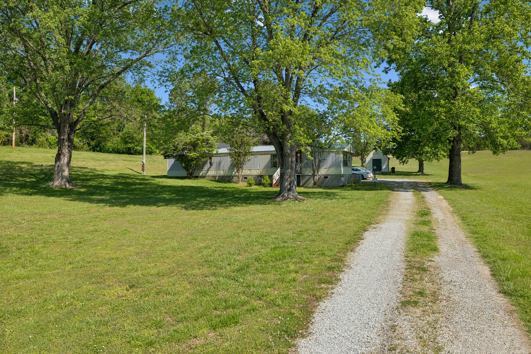 6644 Highway 76, E Springfield TN 37172