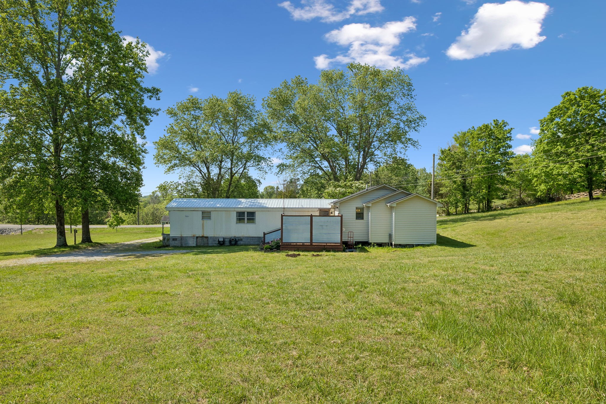 6644 Highway 76, E Springfield TN 37172
