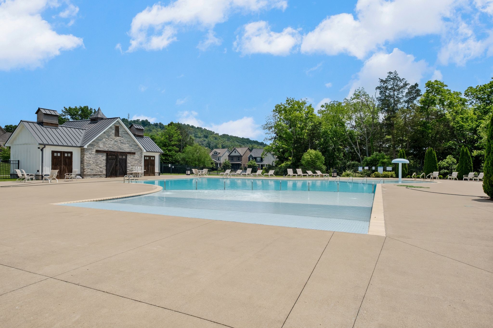 315 Gulfstream Drive Gallatin TN 37066