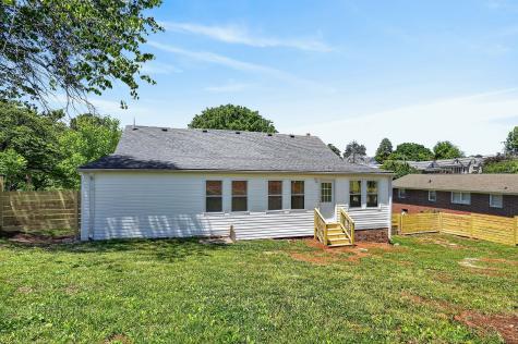 128 S Young Street Sparta TN 38583