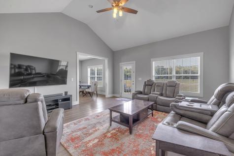 1130 Ferrells Loop Road Beechgrove TN 37018