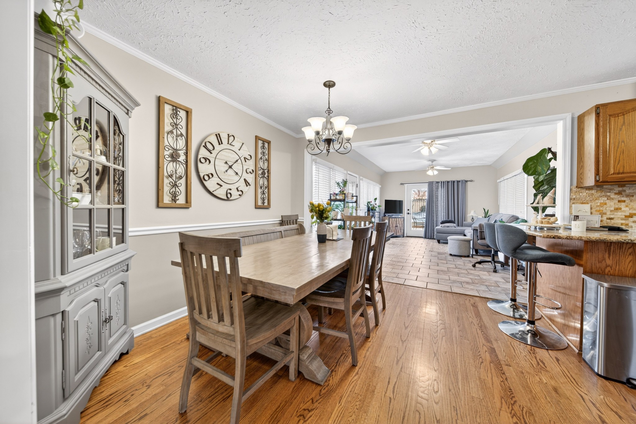 3146 Old Greenbrier Pike Greenbrier TN 37073
