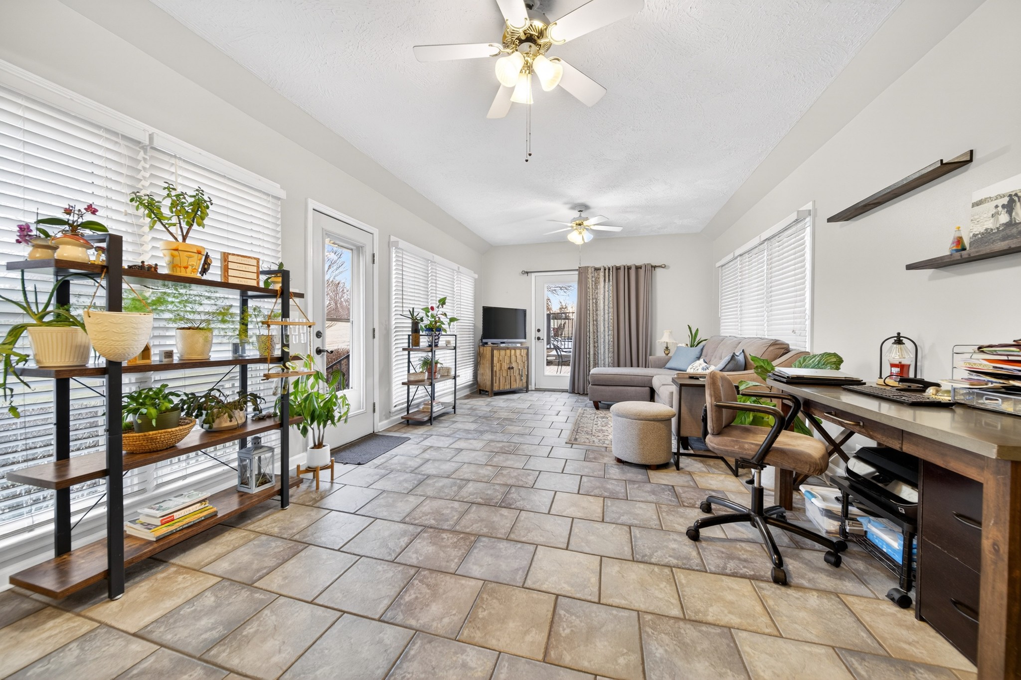 3146 Old Greenbrier Pike Greenbrier TN 37073