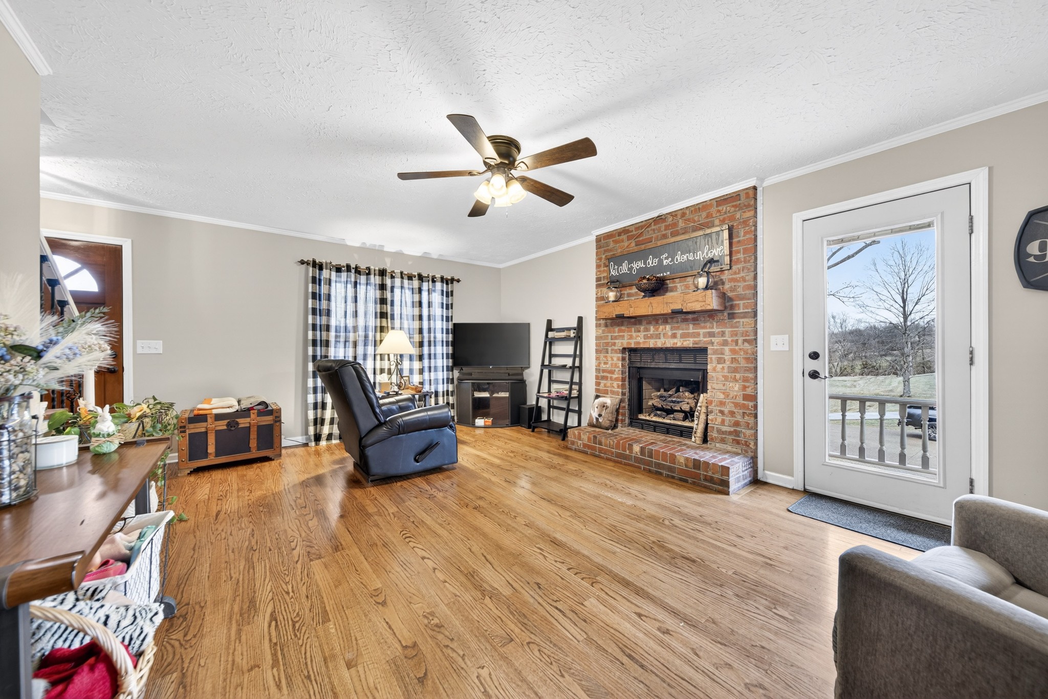 3146 Old Greenbrier Pike Greenbrier TN 37073